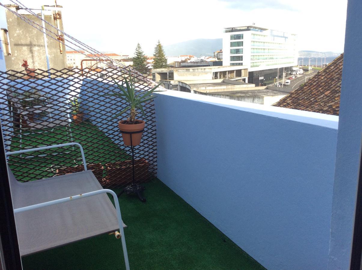 Marina Lounge Hostel Ponta Delgada Extérieur photo